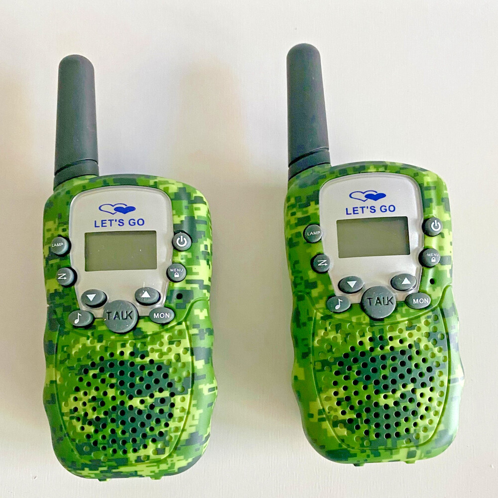 Let's Go Walkie Talkies 2-pack Green Camo 3km Range LCD Kids Travel Radios